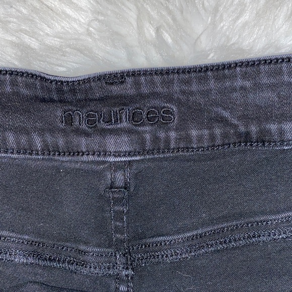 Maurices Black Button Down Fly Denim Shorts With Frayed Hem - Picture 5 of 6